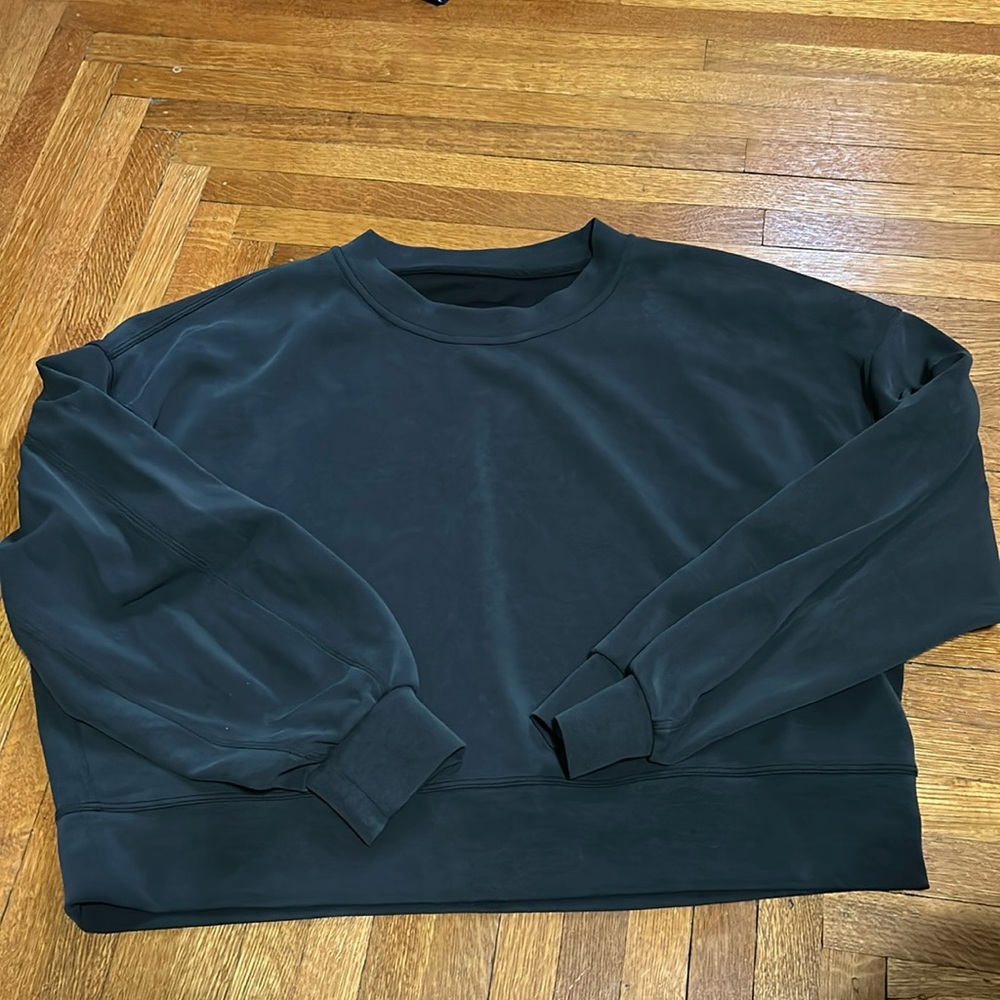 Lululemon Cropped softextreme no tags size 10
